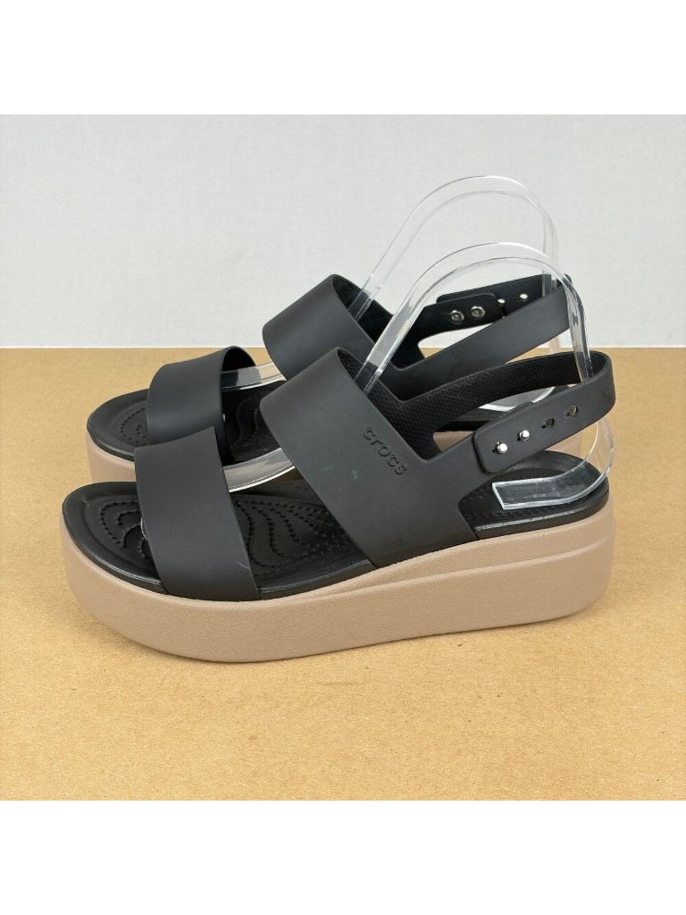 Crocs Brooklyn Low Wedge Platform Sandals Womens 8 Black Tan Slingback Adjust